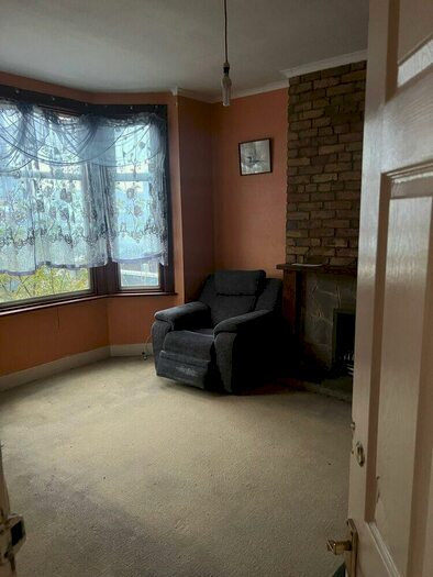 4 Bedroom Terraced House To Rent In Cottingham Road, : Bed Rec Bath Furn, SE20