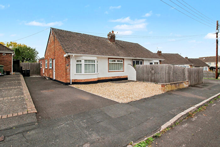 3 Bedroom Semi-Detached Bungalow For Sale In Brookleigh, Street, BA16