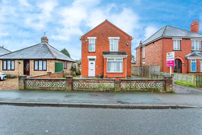 3 Bedroom Detached House For Sale In Ramnoth Road, Wisbech, PE13