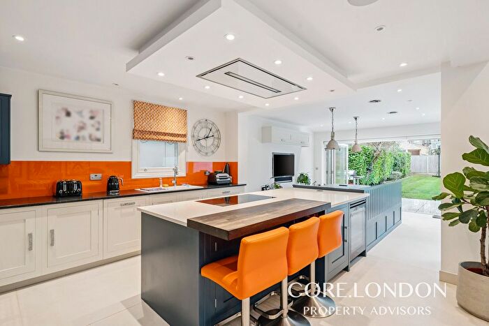 5 Bedroom Detached House For Sale In Argyle Road, London, W13