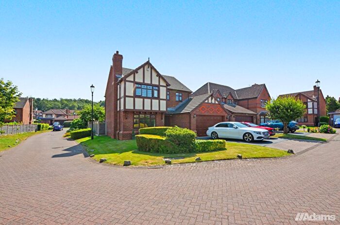 4 Bedroom Detached House For Sale In Sandalwood, Norton, WA7