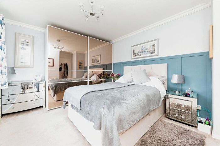 3 Bedroom Terraced House For Sale In Upper Maylins, Letchworth Garden City, SG6