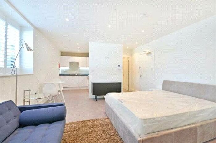 Apartment To Rent In Blackburn Road, West Hampstead, NW6