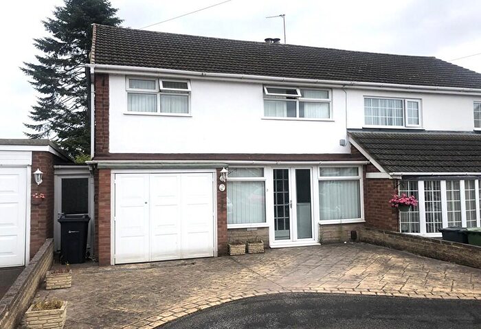 3 Bedroom Semi-Detached House To Rent In Nevison Grove, Birmingham, West Midlands, B43