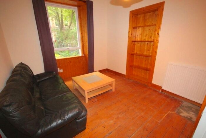 1 Bedroom Flat To Rent In Wardlaw Place, Edinburgh, EH11