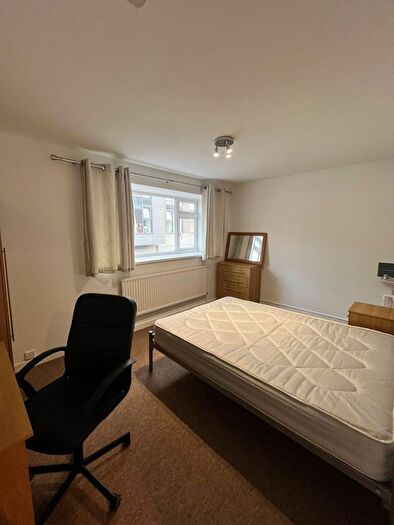 4 Bedroom Terraced House To Rent In Oxford Street, Swansea, SA1