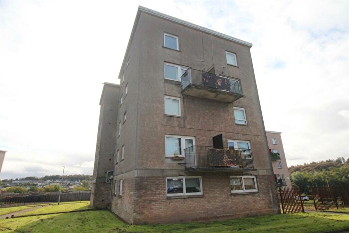 2 Bedroom Flat To Rent In Tower Drive, Gourock, PA19