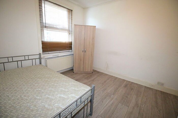 Studio To Rent In Ro, Studio, Hounslow, TW3