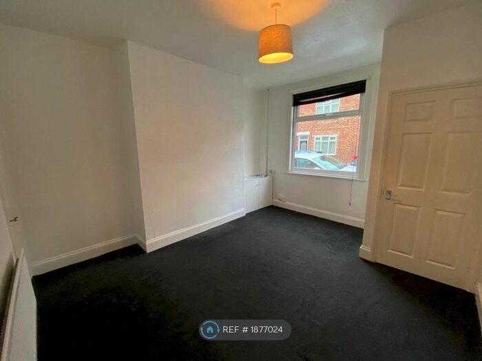 2 Bedroom Terraced House To Rent In Beaconsfield Street, Darlington, DL3