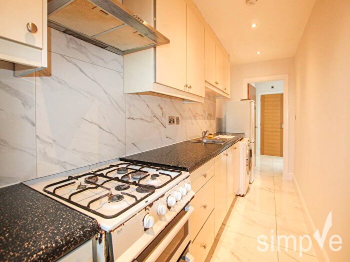 Studio To Rent In Skipton Drive, Hayes, Middlesex, UB3