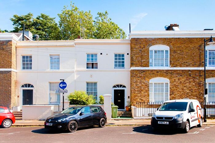 3 Bedroom Flat To Rent In Barnsbury Park, Islington, N1