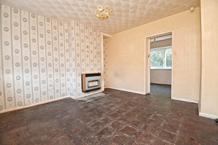 2 Bedroom Semi-Detached House For Sale In Ridgway Avenue, Darfield, Barnsley, S73
