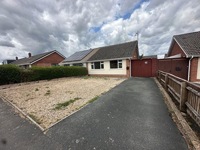 3 Bedroom End Terrace House To Rent In Springbank Road, Cheltenham, GL51