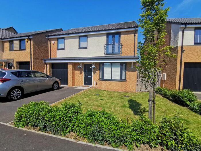 4 Bedroom Detached House To Rent In Stoneview, Holystone, Newcastle Upon Tyne, NE27