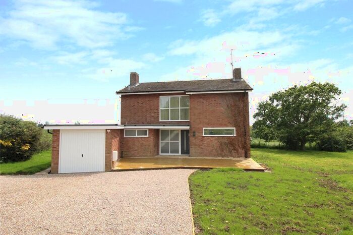 3 Bedroom Detached House To Rent In Castledon Road, Downham, CM11