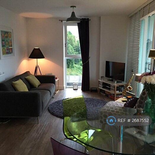 2 Bedroom Flat To Rent In Wonder House, London, E8