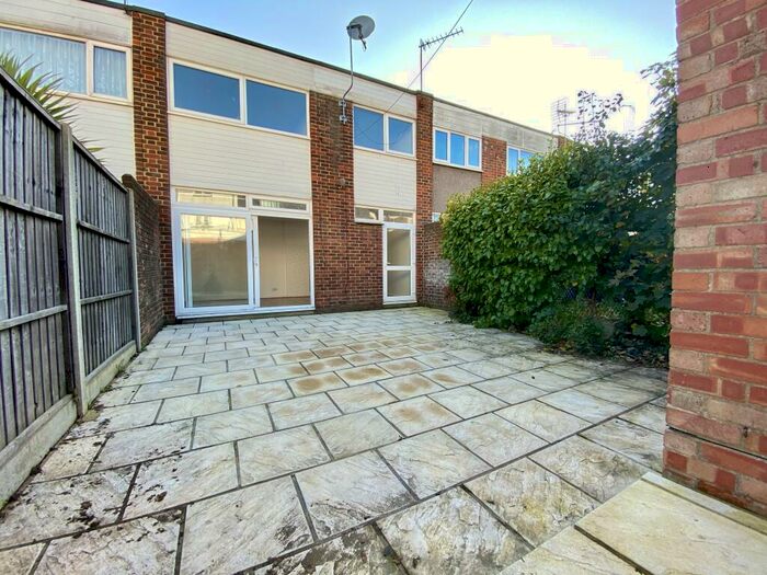 3 Bedroom House To Rent In St Pauls Road, Portsmouth, PO5