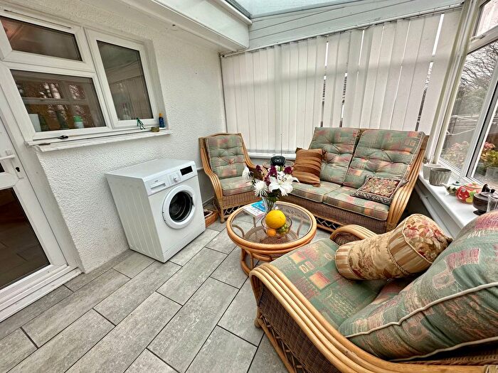 2 Bedroom Detached Bungalow For Sale In Broadpark Road, Torquay, TQ2