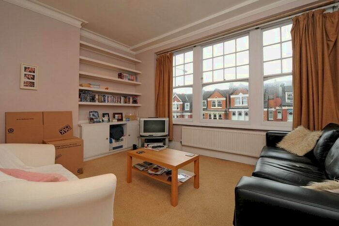 2 Bedroom Flat To Rent In Alexandra Park Road, Muswell Hill, N10