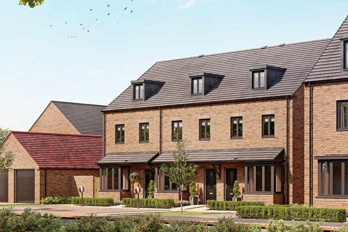 3 Bedroom End Terrace House For Sale In "Kennett" At Senliz Road, Huntingdon, PE28