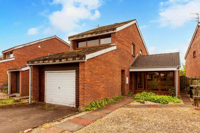 3 Bedroom Detached House For Sale In Meadowview Drive, Inchture, Perth, PH14