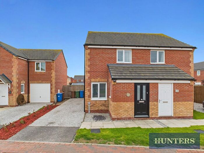 2 Bedroom Semi-Detached House For Sale In Warminster Close, Bridlington, YO16