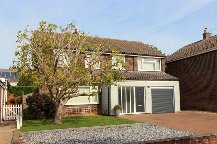 4 Bedroom Detached House For Sale In Starre Road, Bury St. Edmunds, IP33