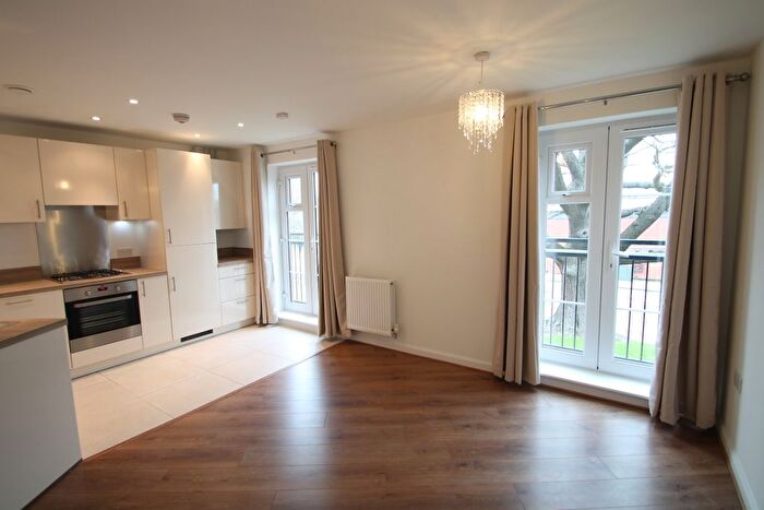 2 Bedroom Flat To Rent In Wrights Court, Bromley, BR2