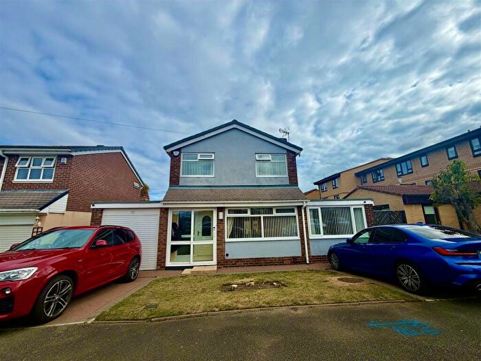 3 Bedroom House For Sale In Oakfield Close, Sunderland, SR3