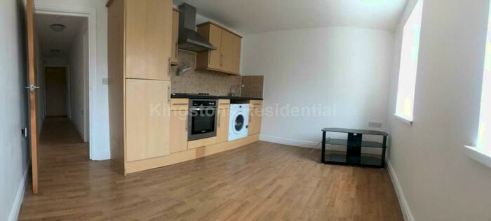 1 Bedroom Flat To Rent In Carlisle Street, Cardiff, CF24