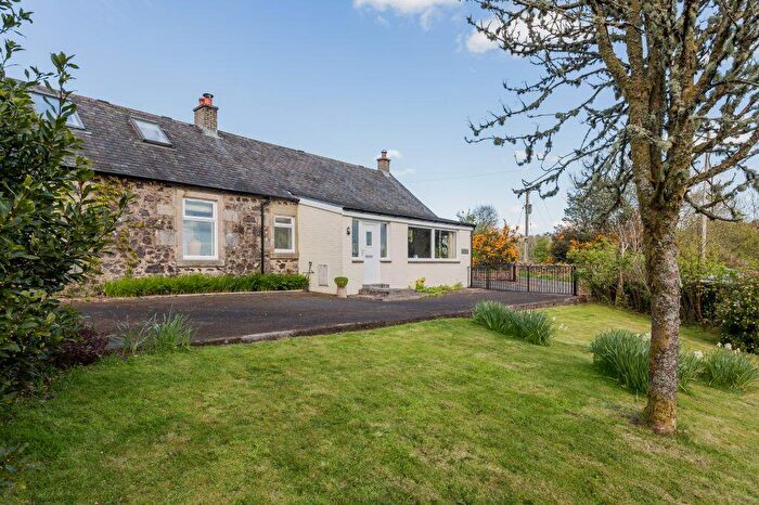 4 Bedroom Detached House For Sale In Little Cloak Cottage, Calderglen Road, Lochwinnoch, PA12