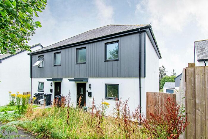 3 Bedroom House For Sale In Farriers Way, Widegates, PL13