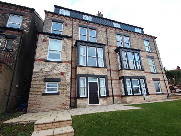 2 Bedroom Apartment To Rent In Ridge Terrace, Headingley, Leeds, LS6