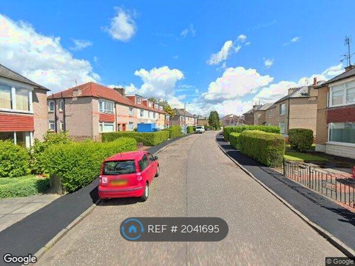 4 Bedroom Flat To Rent In Sighthill Crescent, Edinburgh, EH11