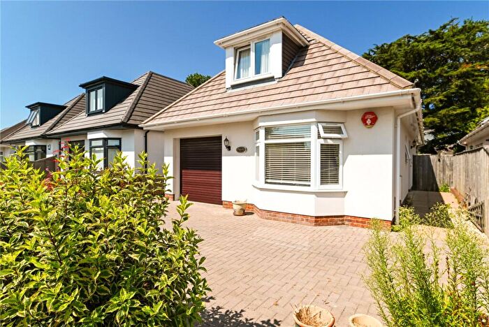 3 Bedroom Bungalow For Sale In Waverley Road, New Milton, Hampshire, BH25