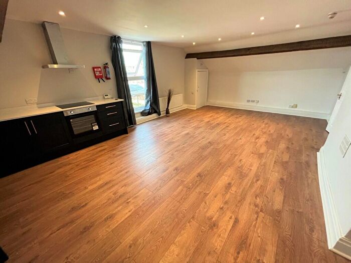 2 Bedroom Apartment To Rent In Victoria Parade, Ashton-on-ribble, Preston, PR2