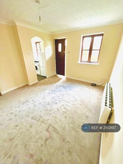 1 Bedroom Maisonette To Rent In Grace Avenue, Oldbrook, Milton Keynes, MK6