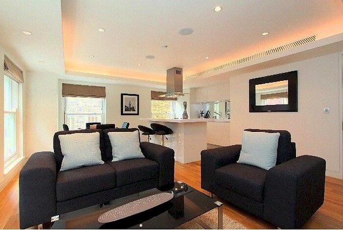 2 Bedroom Flat To Rent In Dover Street, Mayfair, London, W1S