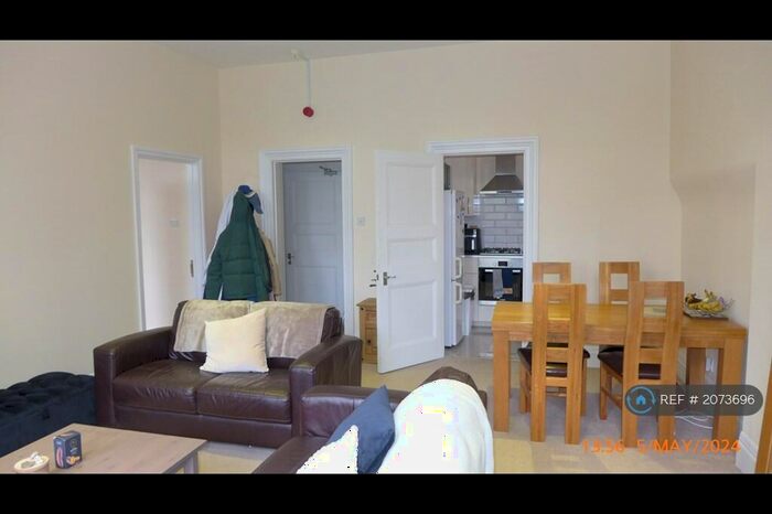 1 Bedroom Flat To Rent In Highgate, London, N6