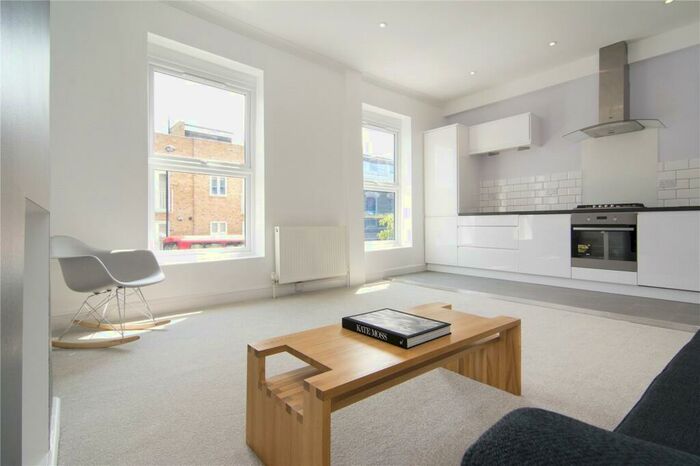 1 Bedroom Terraced House To Rent In Median Road, Lower Clapton, London, E5