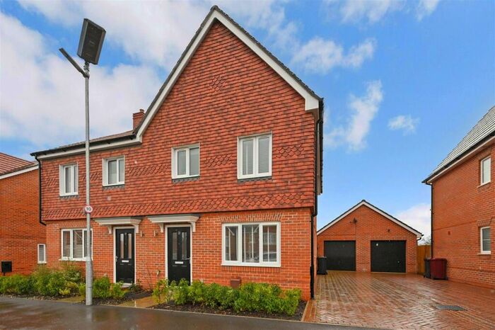 3 Bedroom Semi-Detached House To Rent In Harris Road, Minerva Heights, Chichester, PO19