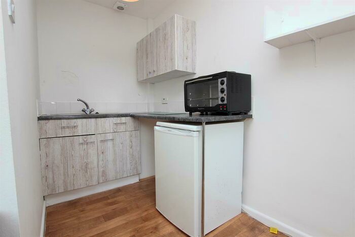 1 Bedroom Flat To Rent In Bridge Street, Darwen, BB3