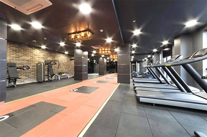 1 Bedroom Apartment To Rent In Roosevelt Tower, Williamsburg Plaza, London, E14