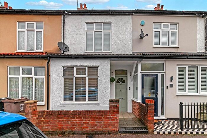 3 Bedroom Terraced House For Sale In Cambridge Road, St Albans, AL1