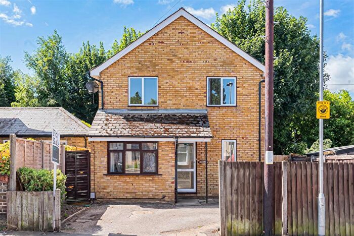 3 Bedroom Detached House For Sale In Cromwell Road, Ware, SG12