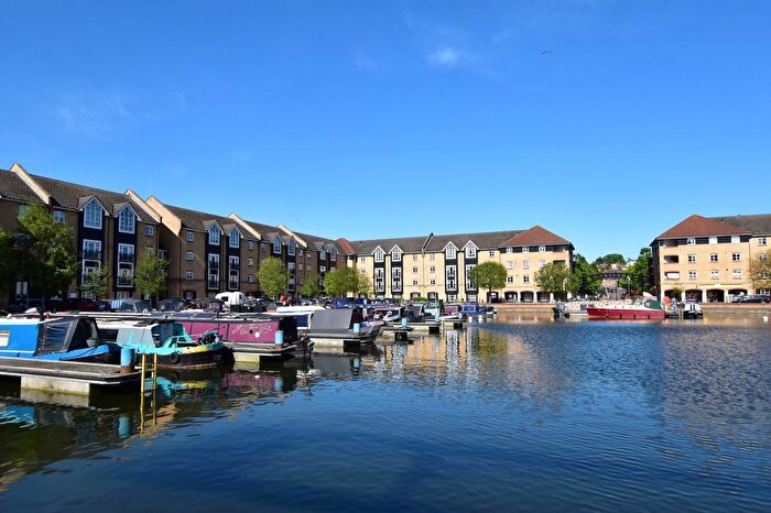 3 Bedroom Flat For Sale In Evans Wharf, Hemel Hempstead, HP3