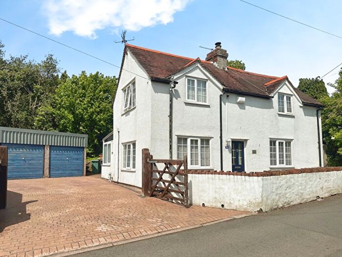 3 Bedroom Detached House For Sale In Mannerley Lane, Overdale, Telford, Shropshire, TF3