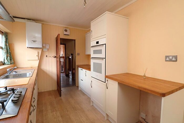 4 Bedroom Detached House For Sale In St. Andrews Road, Burnham-On-Sea, TA8