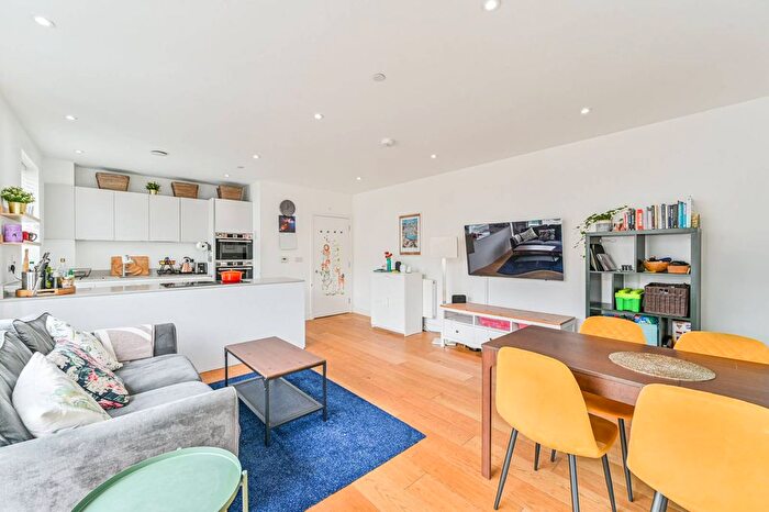 1 Bedroom Flat For Sale In West Parkside, North Greenwich, London, SE10