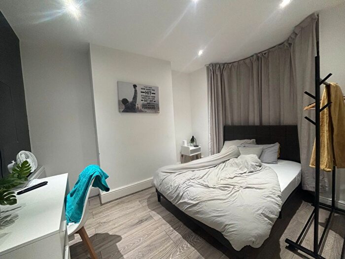 3 Bedroom Terraced House To Rent In Astley Avenue, Coventry, CV6